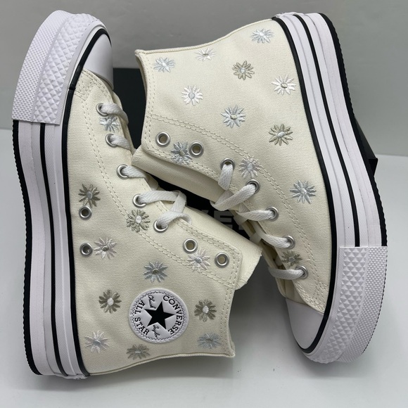 Converse WMNS Cream High-Top
CTAS EVA LIFT HI
EGRET/WHITE/PALE SURPLUS Sneakers - Picture 10 of 16